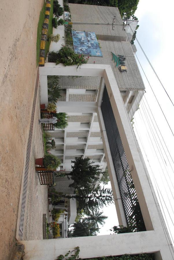 Hotel Hassan Ashok Extérieur photo