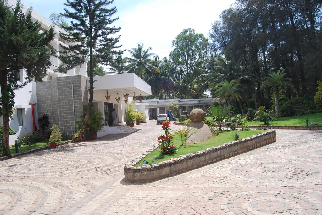 Hotel Hassan Ashok Extérieur photo