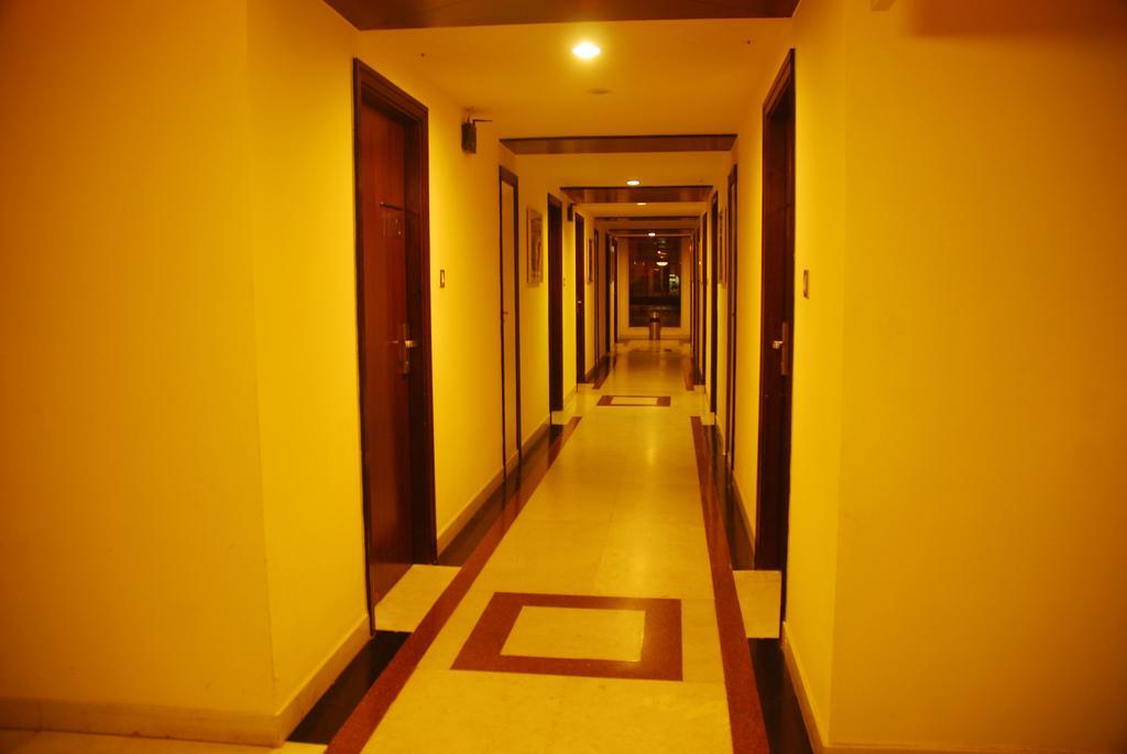 Hotel Hassan Ashok Extérieur photo