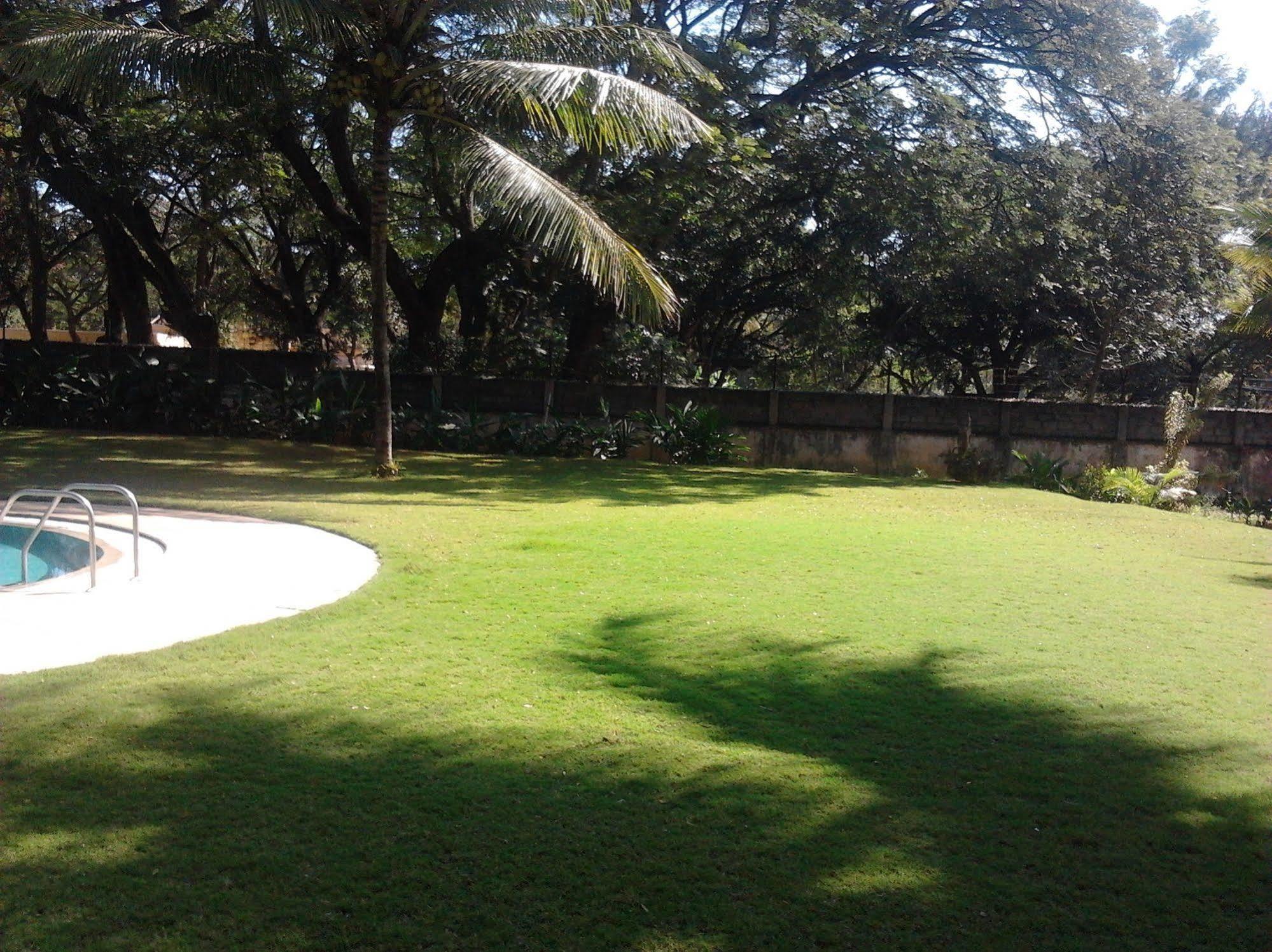 Hotel Hassan Ashok Extérieur photo