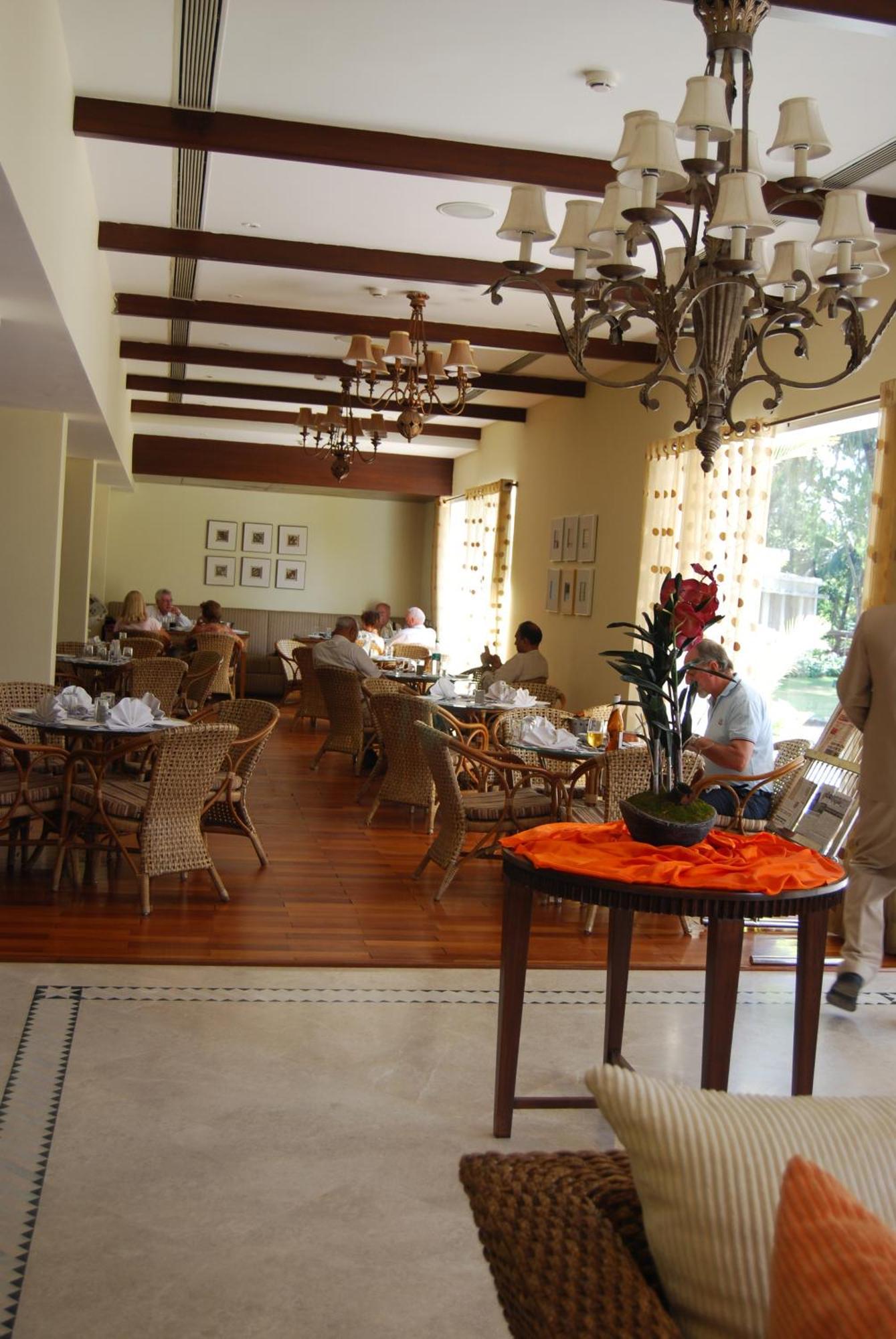 Hotel Hassan Ashok Extérieur photo